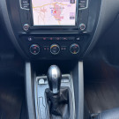 JETTA Comfortline 1.4 TSI Aut. 2017 - 94 mil km + Teto Solar + Pacote Exclusive!-13