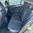 JETTA Comfortline 1.4 TSI Aut. 2017 - 94 mil km + Teto Solar + Pacote Exclusive!-8