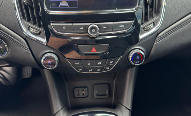 CRUZE LTZ 1.4 TURBO 2023 | TECNOLOGIA, PERFORMANCE E UM PACOTE COMPLETO DE OPCIONAIS!-10