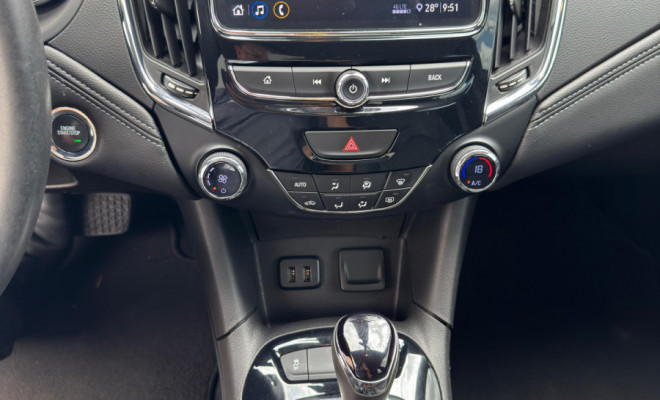 CRUZE LTZ 1.4 TURBO 2023 | TECNOLOGIA, PERFORMANCE E UM PACOTE COMPLETO DE OPCIONAIS!-4