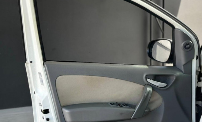 Fiat Palio ESSENCE 1.6 Flex 16V 5p 2015 Flex-7