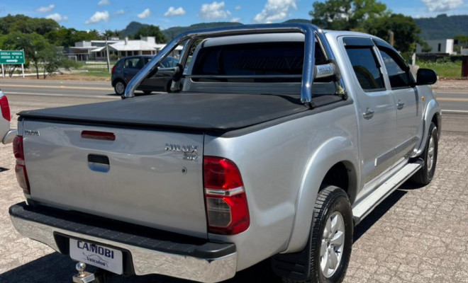 Toyota Hilux CD SR 4x2 2.7 16V/2.7 Flex Aut. 2013 Flex-7