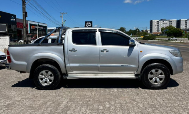 Toyota Hilux CD SR 4x2 2.7 16V/2.7 Flex Aut. 2013 Flex-1