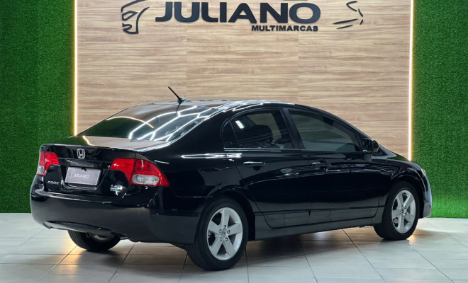 Honda Civic Sedan LXS 1.8/1.8 Flex 16V Mec. 4p 2010 Flex-2