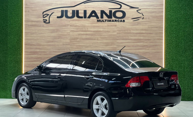 Honda Civic Sedan LXS 1.8/1.8 Flex 16V Mec. 4p 2010 Flex-1