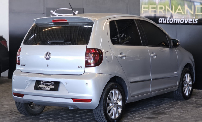 VW - VolksWagen Fox PRIME/Higli. 1.6 Total Flex 8V 5p 2011 Flex-0