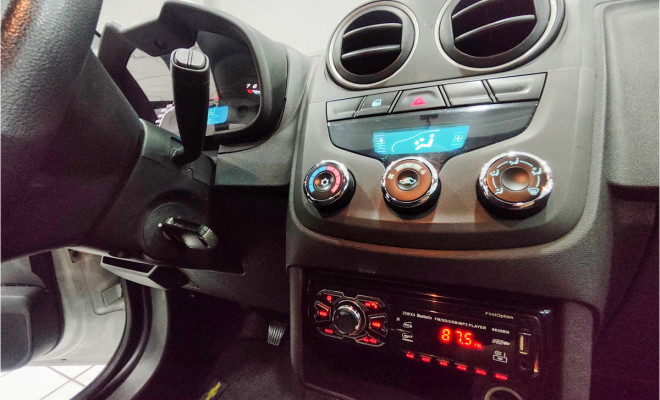 GM - Chevrolet MONTANA LS 1.4 ECONOFLEX 8V 2p 2021 Flex-11