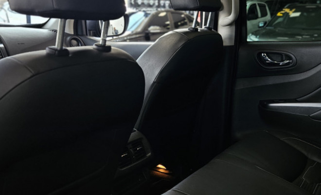 Nissan Frontier PRO4X CD 4x4 2.3 Bi-TB Die. Aut 2024 Diesel-18