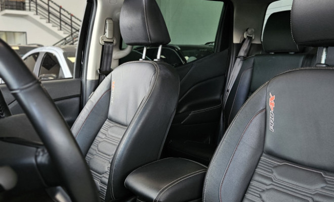 Nissan Frontier PRO4X CD 4x4 2.3 Bi-TB Die. Aut 2024 Diesel-16