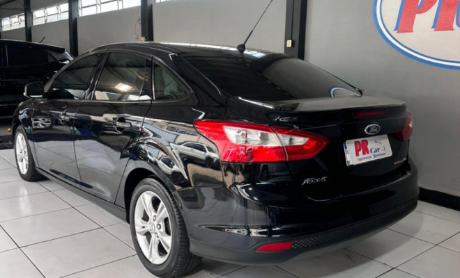Ford Focus Sed. TI./TI.Plus 2.0 16V Flex  Aut 2014 Flex-6