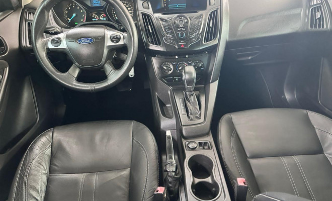 Ford Focus Sed. TI./TI.Plus 2.0 16V Flex  Aut 2014 Flex-9