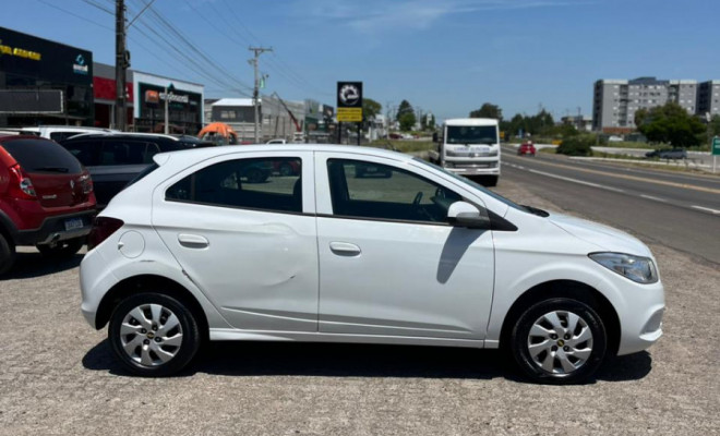 GM - Chevrolet ONIX HATCH LT 1.0 8V FlexPower 5p Mec. 2015 Flex-2