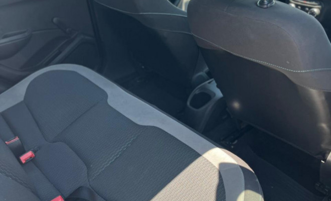 GM - Chevrolet ONIX HATCH LT 1.0 8V FlexPower 5p Mec. 2015 Flex-11