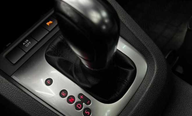 VW - VolksWagen JETTA Comfortline 2.0 T.Flex 8V 4p Tipt. 2014 Flex-14