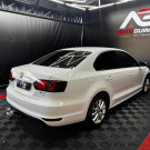 VW - VolksWagen JETTA Comfortline 2.0 T.Flex 8V 4p Tipt. 2014 Flex-4