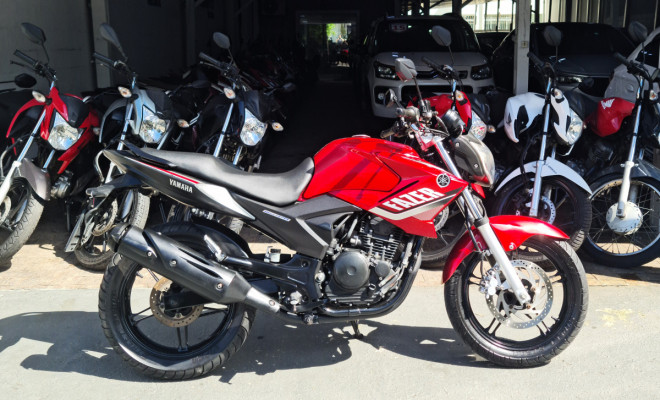 YAMAHA FAZER 250 2015 – POTÊNCIA, ECONOMIA E ESTILO!