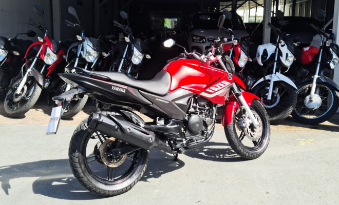 YAMAHA FAZER 250 2015 – POTÊNCIA, ECONOMIA E ESTILO!-3