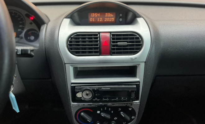 GM - Chevrolet Corsa Hat. Premium 1.4 8V ECONOFLEX 5p 2010 Flex-8