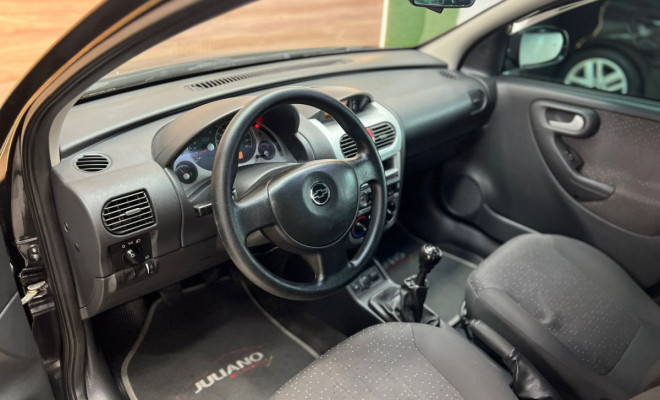 GM - Chevrolet Corsa Hat. Premium 1.4 8V ECONOFLEX 5p 2010 Flex-3