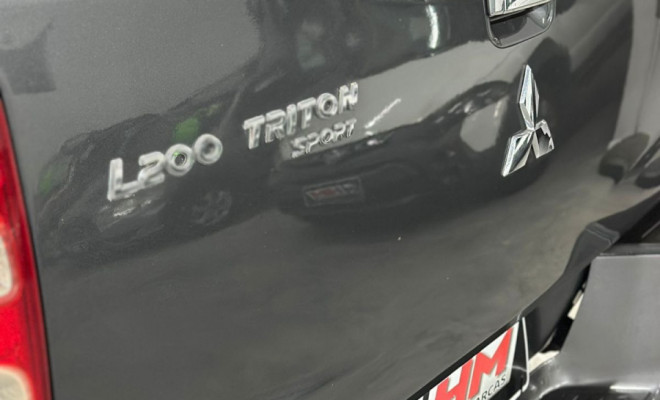 Mitsubishi L200 Triton Sport HPE 2.4 CD Diesel Aut. 2018 Flex-16