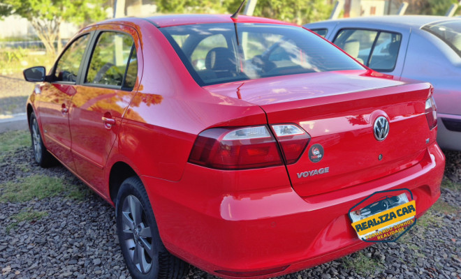 VW - VolksWagen VOYAGE 1.6/1.6 City  Mi Total Flex 8V 4p 2014 Flex-2