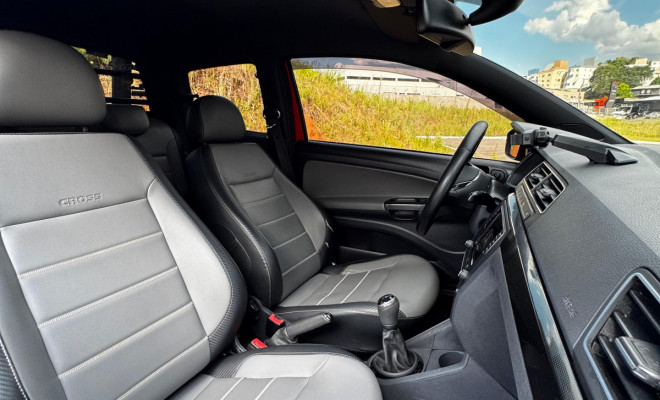 VW - VolksWagen Saveiro CROSS 1.6 T.Flex 16V CD 2018 Flex-6