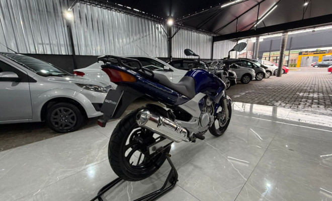 YAMAHA YS 250 FAZER/ FAZER L. EDITION /BLUEFLEX 2008 Gasolina-2