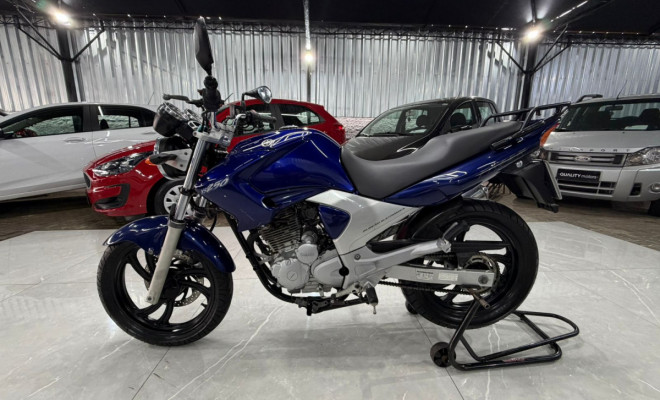 YAMAHA YS 250 FAZER/ FAZER L. EDITION /BLUEFLEX 2008 Gasolina-6