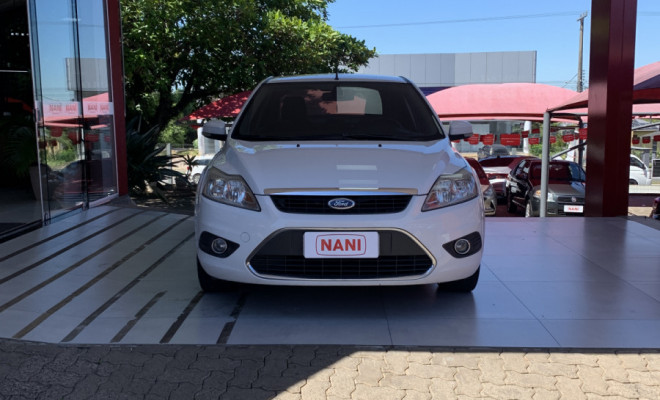 Ford Focus Sed. TI./TI.Plus 2.0 16V Flex  Aut 2012 Flex-0