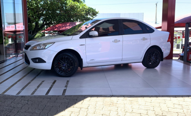 Ford Focus Sed. TI./TI.Plus 2.0 16V Flex  Aut 2012 Flex