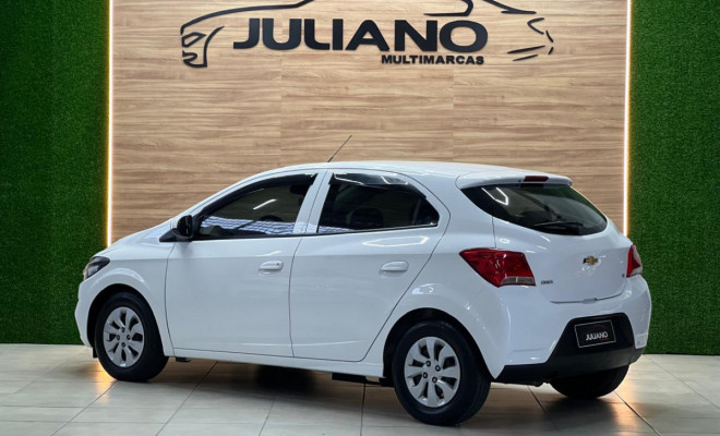 GM - Chevrolet ONIX HATCH LT 1.0 8V FlexPower 5p Mec. 2019 Flex-2