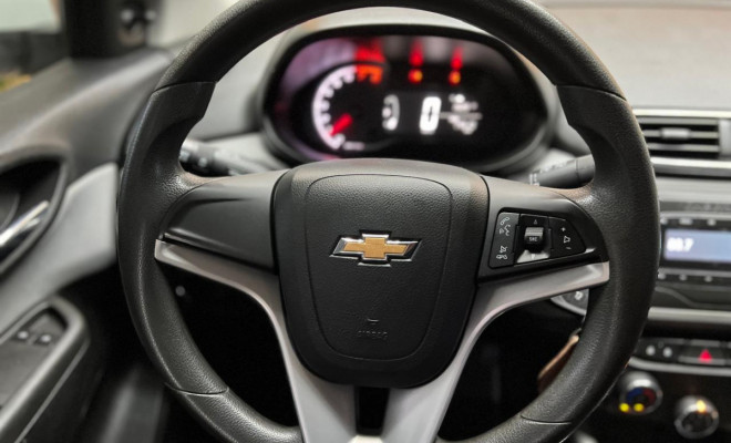 GM - Chevrolet ONIX HATCH LT 1.0 8V FlexPower 5p Mec. 2019 Flex-6