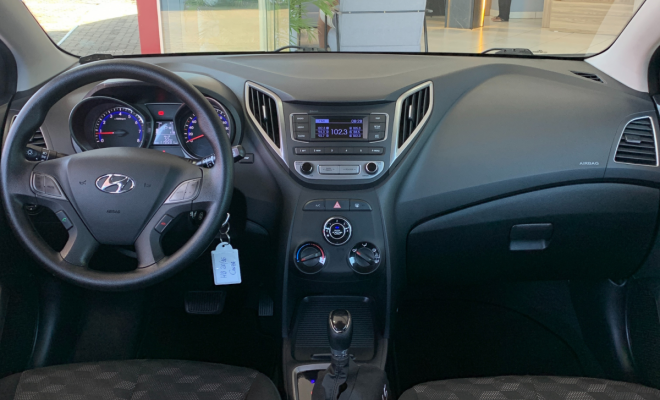 Hyundai HB20 C.Style/C.Plus 1.6 Flex 16V Aut. 2016 Flex-6