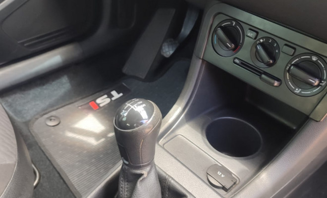 VW - VolksWagen up! Connect 1.0 TSI Total Flex 12V 5p 2020 Flex-7