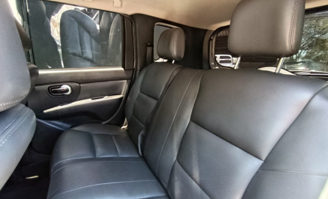 Nissan LIVINA S 1.8 16V Flex Fuel Aut. 2014 Flex-15