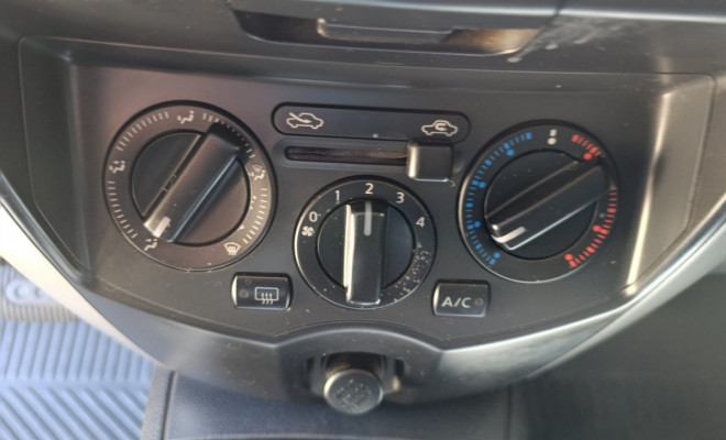 Nissan LIVINA S 1.8 16V Flex Fuel Aut. 2014 Flex-11