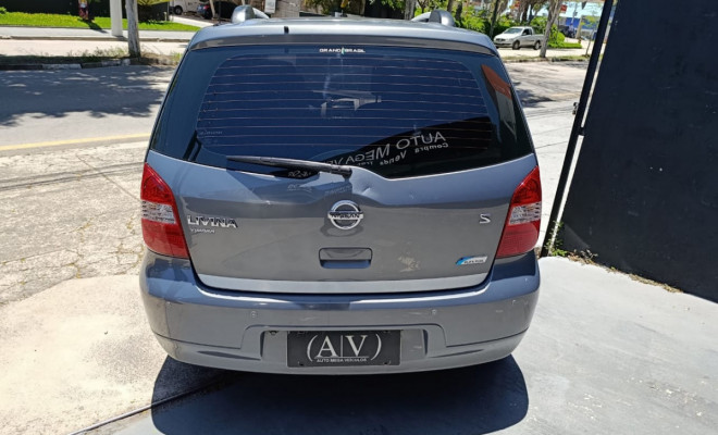 Nissan LIVINA S 1.8 16V Flex Fuel Aut. 2014 Flex-4