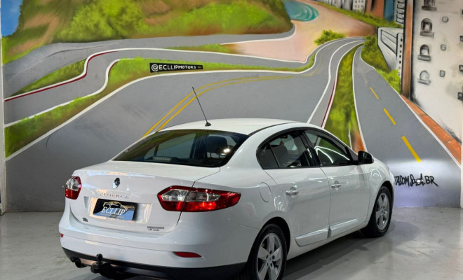 Renault FLUENCE Sed. Dynamique 2.0 16V FLEX Mec. 2013 Flex-2