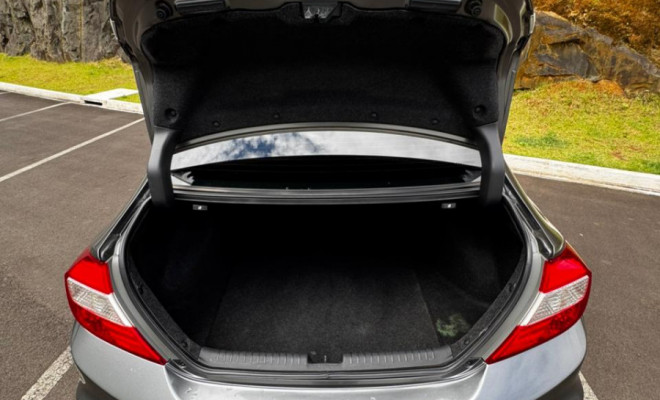 Honda Civic Sedan LXR 2.0 Flexone 16V Aut. 4p 2014 Flex-9