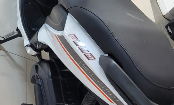 YAMAHA FLUO 125 ABS 2023 Gasolina-6