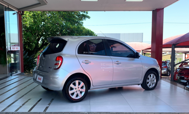 Nissan MARCH SV 1.6 16V Flex Fuel 2013 Flex-2