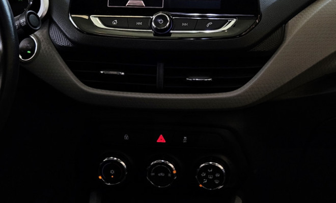 GM - Chevrolet ONIX HATCH PREM. 1.0 12V TB Flex 5p Aut. 2020 Flex-10