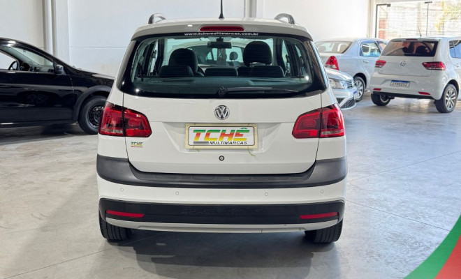 VW - VolksWagen SpaceCross 1.6 Mi Total Flex 8V 2015 Flex-1
