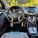 Hyundai Elantra GLS 1.8 16V Aut. 2012 Gasolina-6