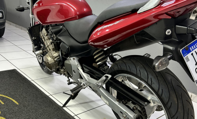 HONDA CB 600F HORNET 2005 Gasolina-7