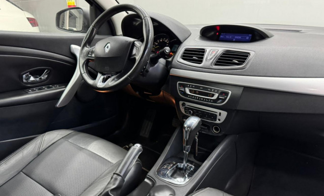 Renault FLUENCE Sedan GT SPORT 2014 Flex-8