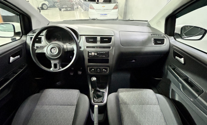 VW - VolksWagen Fox 1.0 Mi Total Flex 8V 5p 2014 Flex-2