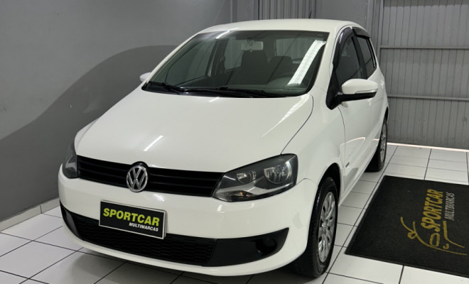 VW - VolksWagen Fox 1.0 Mi Total Flex 8V 5p 2014 Flex-0
