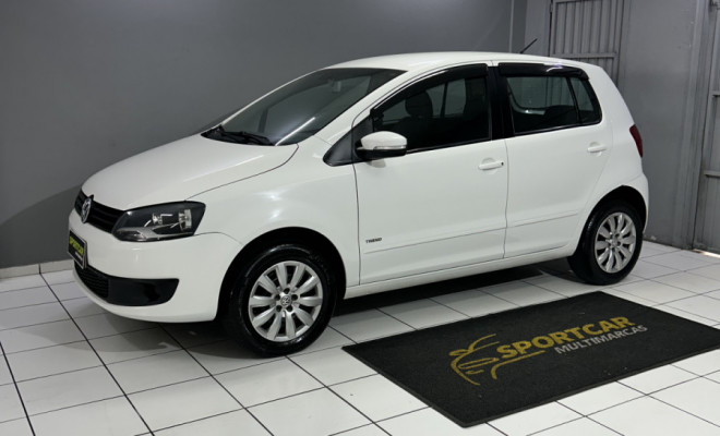 VW - VolksWagen Fox 1.0 Mi Total Flex 8V 5p 2014 Flex