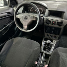 GM - Chevrolet Vectra GT 2.0 MPFI 8V FlexPower Mec. 2010 Flex-4